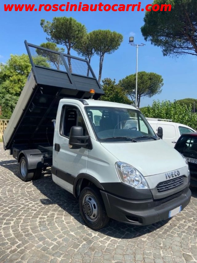 IVECO Daily 35C11 BTor 2.3 HPT PC-RG Cabinato Immagine 3