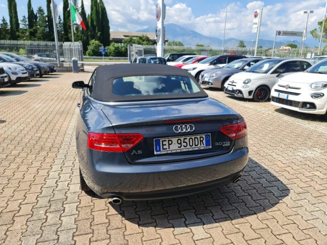 AUDI A5 Cabrio 3.0 TDI 240 CV quattro S tronic Advanced Immagine 4