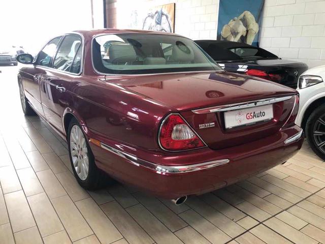 JAGUAR XJ 4.2 V8 cat Executive Immagine 3