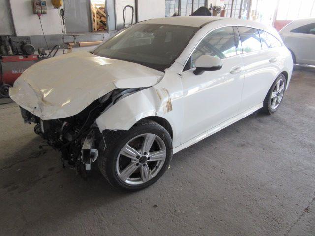 MERCEDES-BENZ CLA 220 d Automatic Shooting Brake Premium Immagine 1