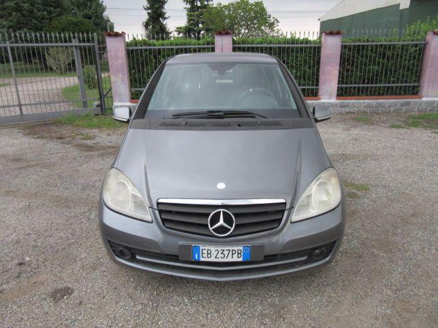 MERCEDES-BENZ A 150 Elegance Immagine 1