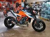 KTM 1290 Super Duke R 1290 super duke rr