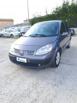 RENAULT Grand Scenic 1.9 dCi/130CV Confort Auth.  
