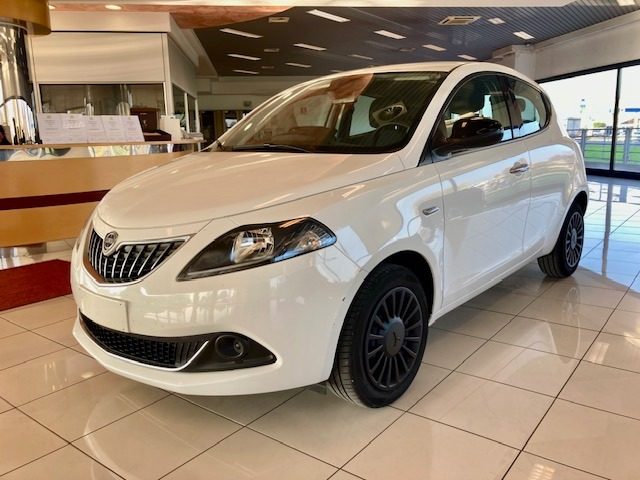 LANCIA Ypsilon 1.0 FireFly 5 porte S&S Hybrid PREZZO REALE !!!! Immagine 0