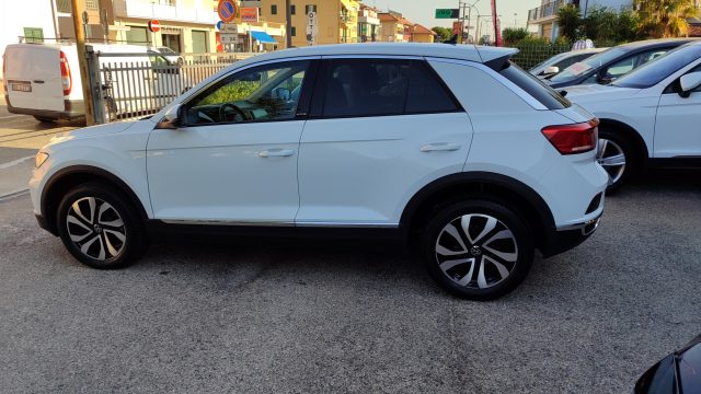 VOLKSWAGEN T-Roc 2.0 TDI SCR 150 CV DSG BlueMotion "NAVI" Immagine 3