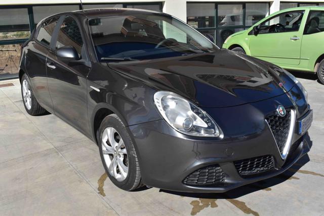 ALFA ROMEO Giulietta 1.6 JTDm-2 105 CV Distinctive Immagine 2