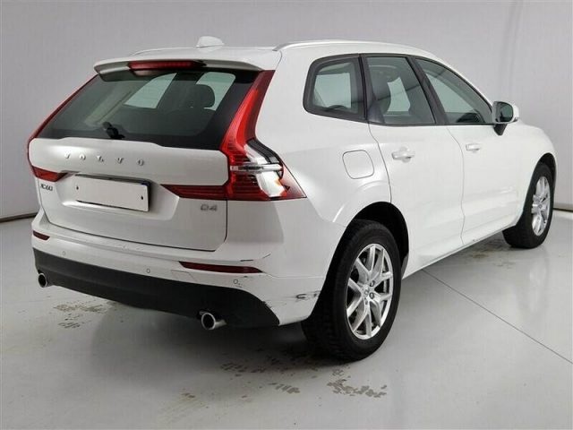 VOLVO XC60 D4 Geartronic Business Immagine 1