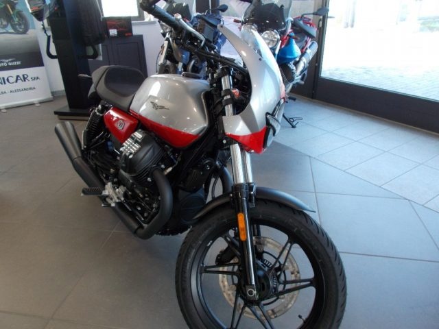 MOTO GUZZI V7 CORSA Immagine 2