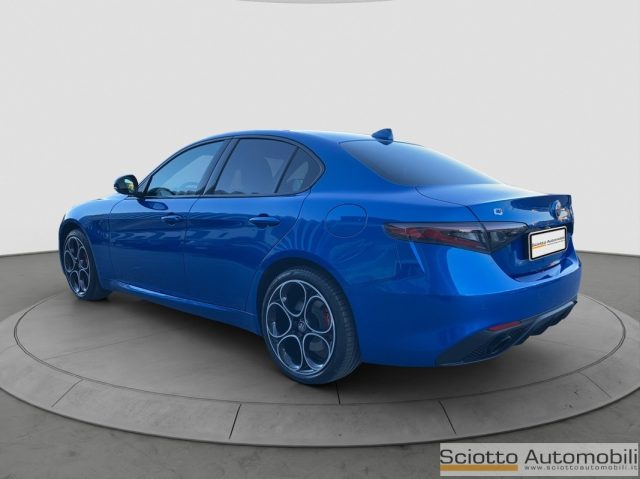 ALFA ROMEO Giulia My23 2.2 Turbo Diesel 210 Cv Awd Competizione Immagine 3