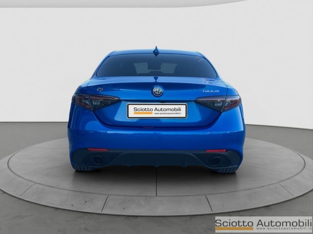 ALFA ROMEO Giulia My23 2.2 Turbo Diesel 210 Cv Awd Competizione Immagine 4