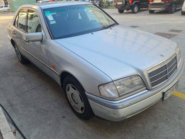 MERCEDES-BENZ C 180 cat Elegance Immagine 1