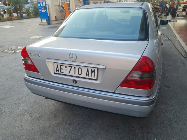 MERCEDES-BENZ C 180 cat Elegance Immagine 3