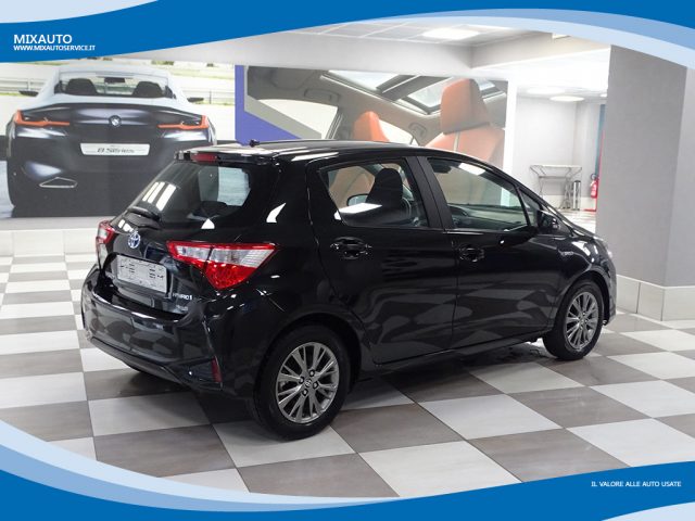 TOYOTA Yaris Hybrid 1.5 5 Porte Active EU6 Immagine 1