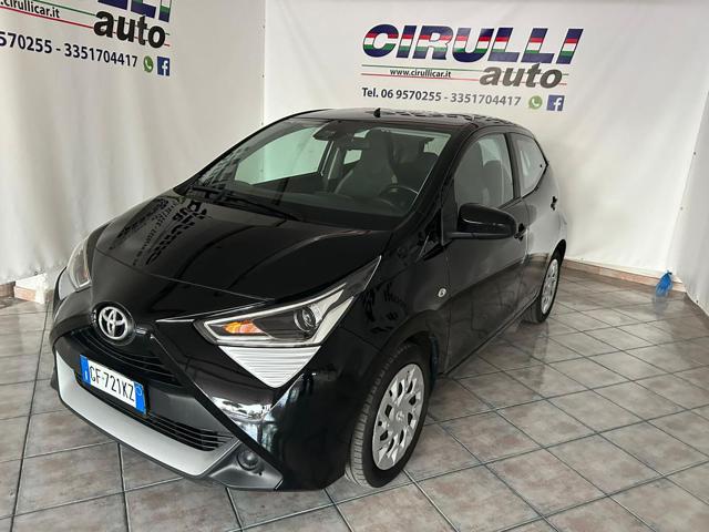 TOYOTA Aygo Connect 1.0 VVT-i 72CV 5 porte x-business Immagine 0