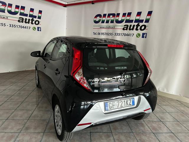 TOYOTA Aygo Connect 1.0 VVT-i 72CV 5 porte x-business Immagine 3