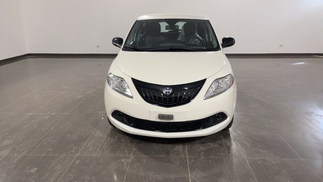 LANCIA Ypsilon 1.0 FireFly 5 porte S&S Hybrid Silver Immagine 1