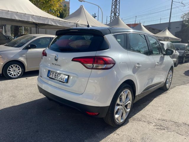 RENAULT Scenic Scénic Blue dCi 120 CV Sport Edition Immagine 3