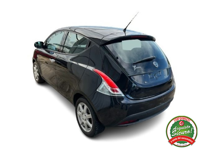 LANCIA Ypsilon 1.2 69 CV 5 porte Gold Immagine 2