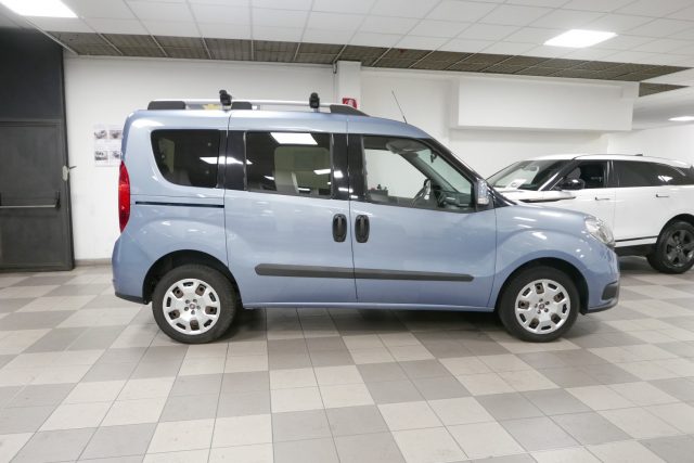 FIAT Doblo Doblò 1.6 MJT 16V 90CV Dualogic Easy 7 Posti Immagine 2