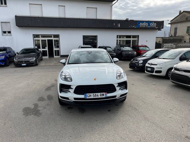 PORSCHE Macan 2.0 Immagine 0