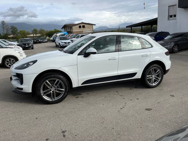 PORSCHE Macan 2.0 Immagine 2