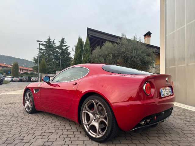 ALFA ROMEO 8C COMPETIZIONE Immagine 3