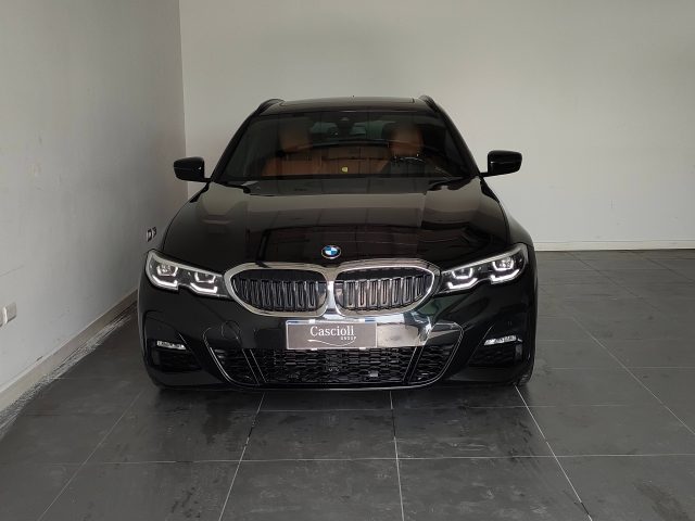 BMW 320 Serie 3 G21 2019 Touring - d Touring xdrive Msport Immagine 1