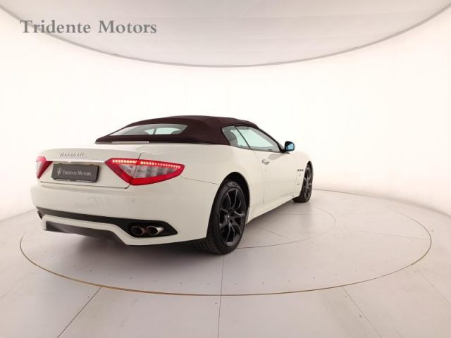 MASERATI GranCabrio 4.7 auto Immagine 3