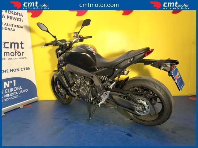 YAMAHA MT-09 Garantita e Finanziabile Immagine 4