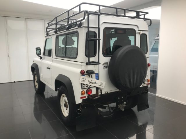 LAND ROVER Defender 90 2.2 TD4 Station Wagon DA PREPARARE Immagine 3