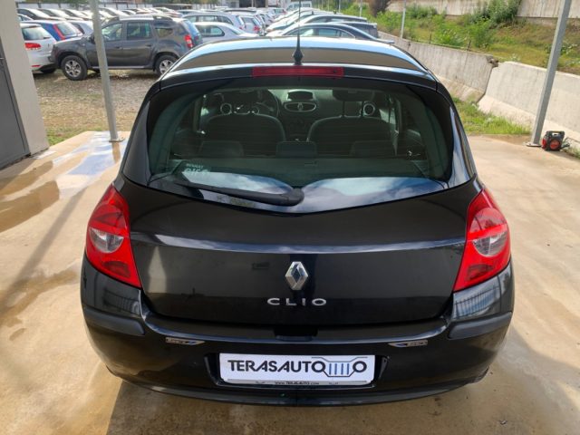 RENAULT Clio 1.2 16V 5P Le Iene OK NEOPATENTATI CLIMA CERCHI Immagine 4