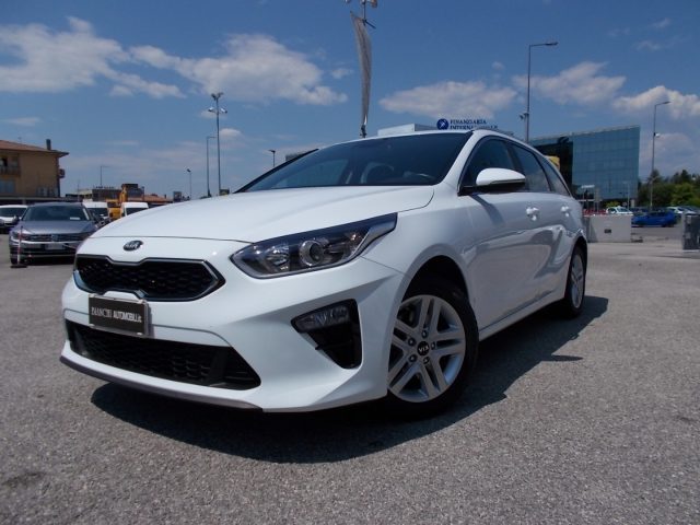 KIA Ceed 1.6 CRDi 115 CV SW Business Class N1 Immagine 1