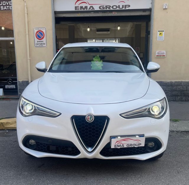 ALFA ROMEO Stelvio 2.2 Turbodiesel 210 CV AT8 Q4 Executive Immagine 0