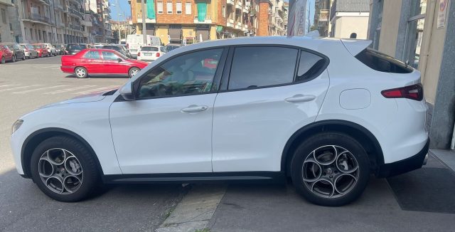 ALFA ROMEO Stelvio 2.2 Turbodiesel 210 CV AT8 Q4 Executive Immagine 3