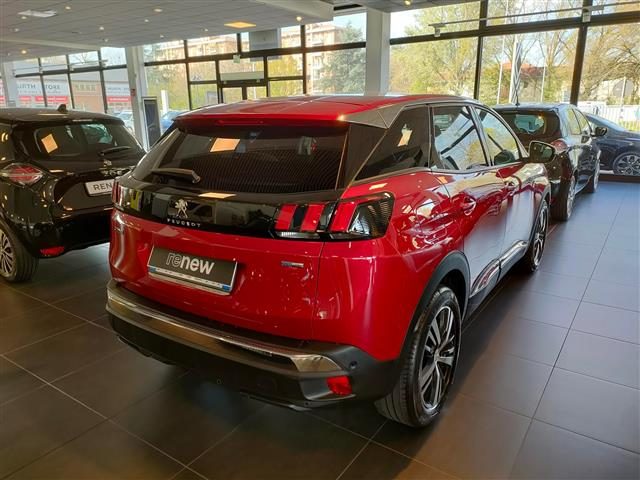 PEUGEOT 3008 1.2 PureTech Turbo Active S S Immagine 1