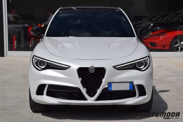 ALFA ROMEO Stelvio 2.9 V6 510CV AT8 Quadrifoglio Immagine 1