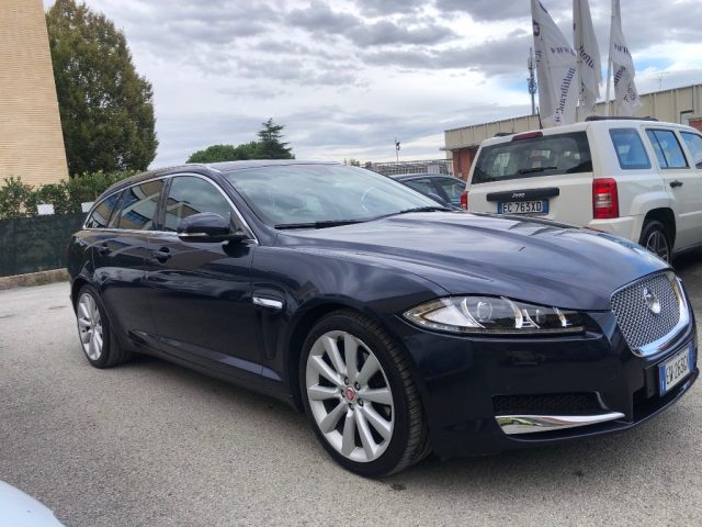 JAGUAR XF Sportbrake 2.2 D 200 CV Premium Luxury Immagine 4