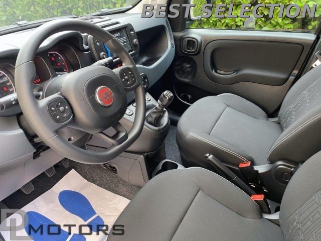 FIAT Panda Cross KM0 REALE, NEOPATENTATI, CARPLAY, LED, 5 POSTI. Immagine 3