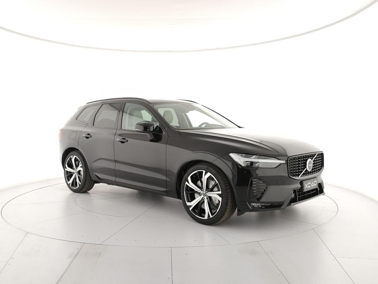 Auto Nuova Volvo Xc B Awd Automatico Ultimate Dark Pronta Consegna