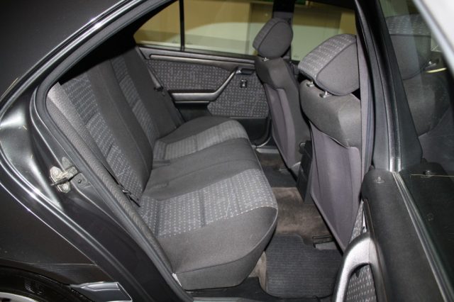 MERCEDES-BENZ C 180 CAT ESPRIT - foto 11