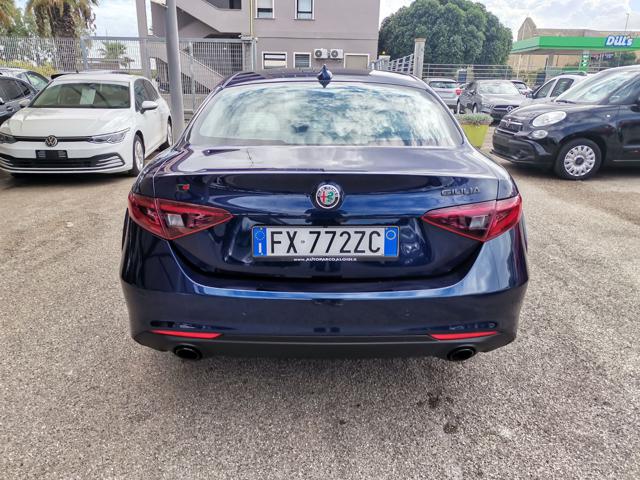 ALFA ROMEO Giulia 2.2 Turbodiesel 190CV AT8 AWD Q4 B-Tech Immagine 2