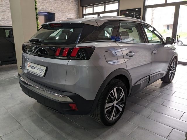 PEUGEOT 3008 BlueHDi 130 S&S EAT8 Business Immagine 4