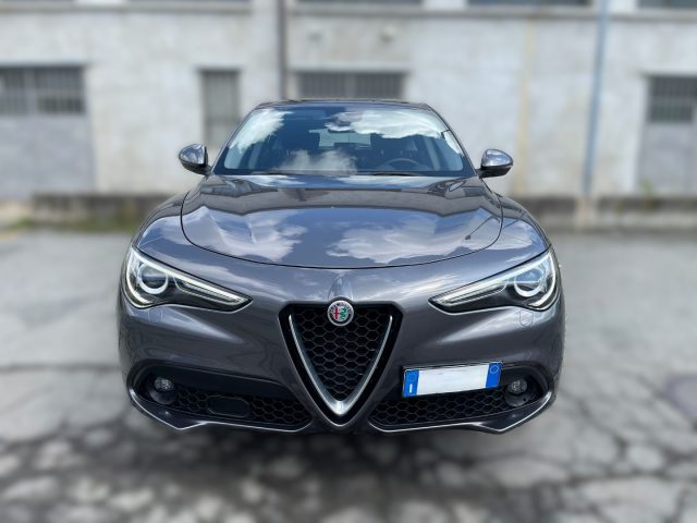 ALFA ROMEO Stelvio 2.2 Turbodiesel 180 CV AT8 Q4 Business Immagine 1