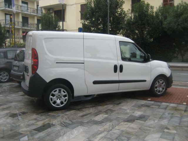 FIAT DOBLO 1.6 MJET 105CV PL-TN CARGO LOUNG - foto 2
