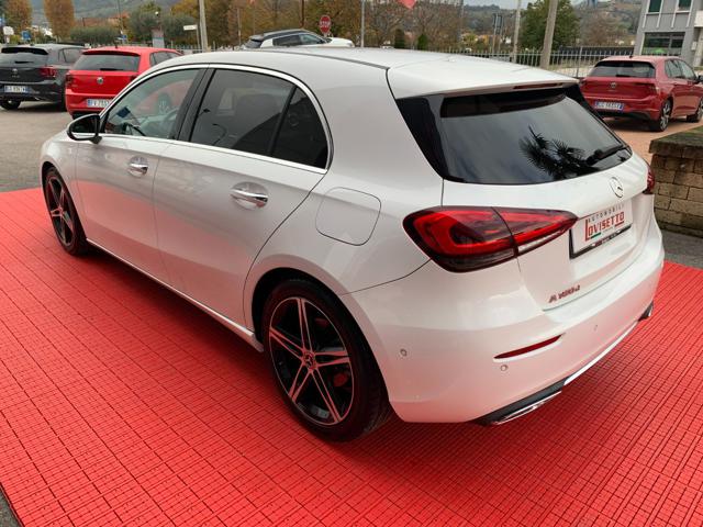 MERCEDES-BENZ A 180 d Automatic Sport pack luci Immagine 4