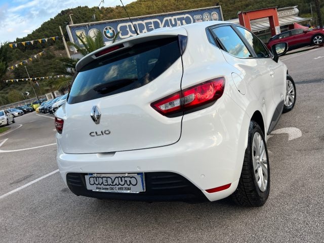 RENAULT Clio dCi 8V 75 CV 5 porte Immagine 4