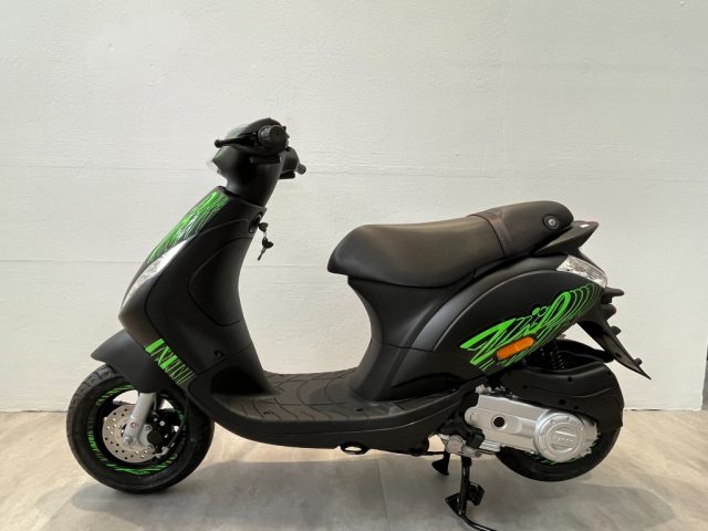 PIAGGIO Zip 50 BLACK EDITION Immagine 0