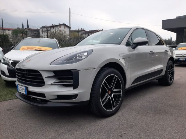 PORSCHE Macan 2.0 Immagine 0