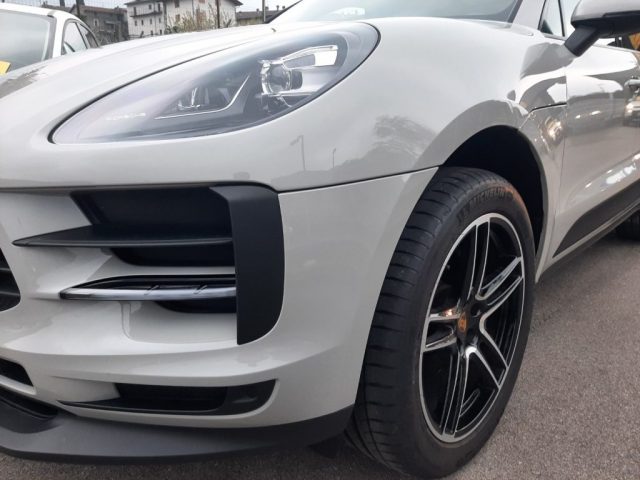 PORSCHE Macan 2.0 Immagine 2