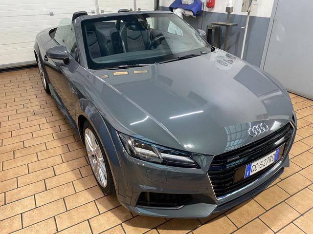 AUDI TT Roadster 2.0 TFSI quattro S tronic S line Immagine 1